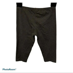 Simple Vera Wang size large